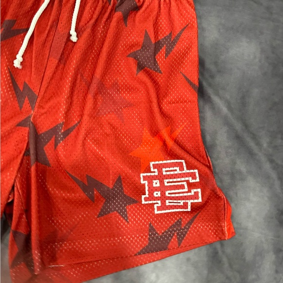 Authentic Eric Emmanuel Bape Camo Red Shorts - Picture 2 of 12